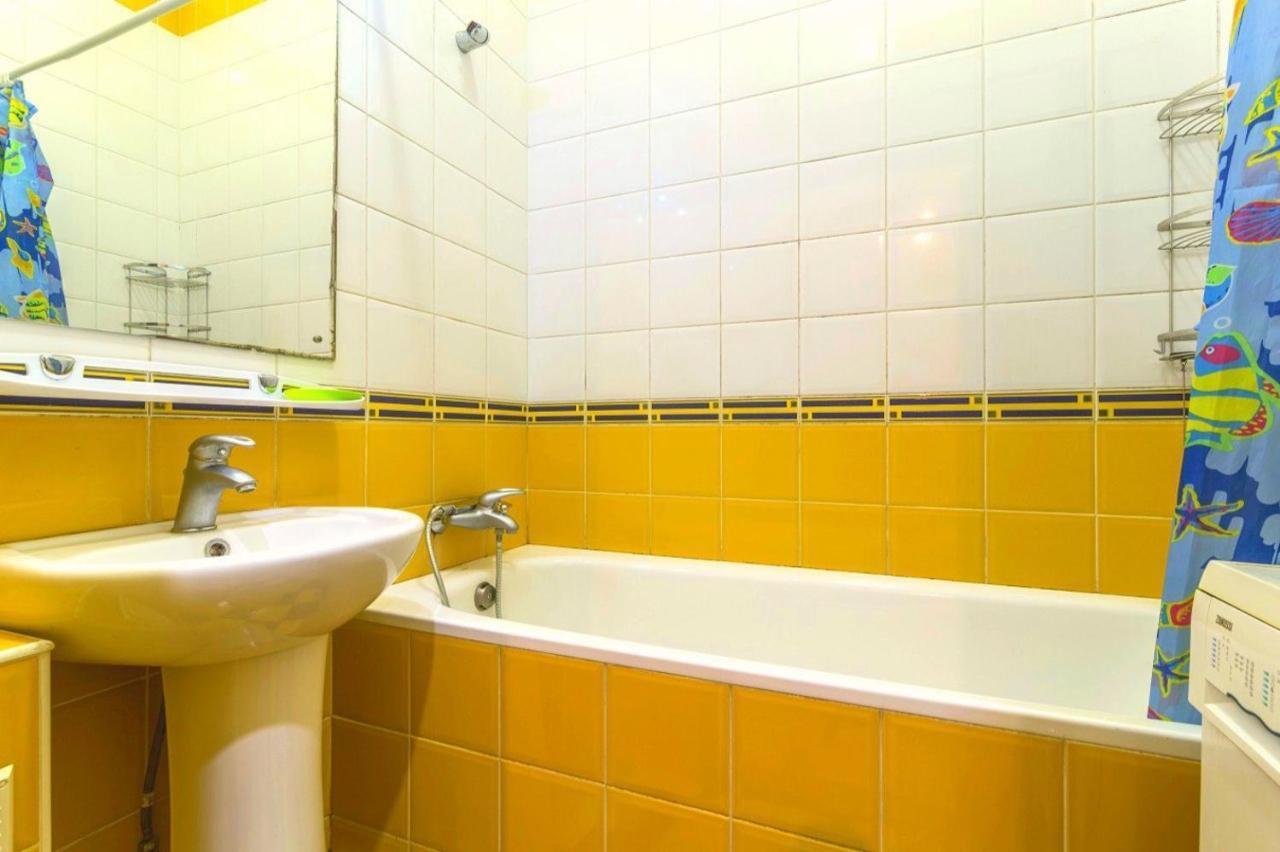 Large Apartment In The Center Dnipro Extérieur photo