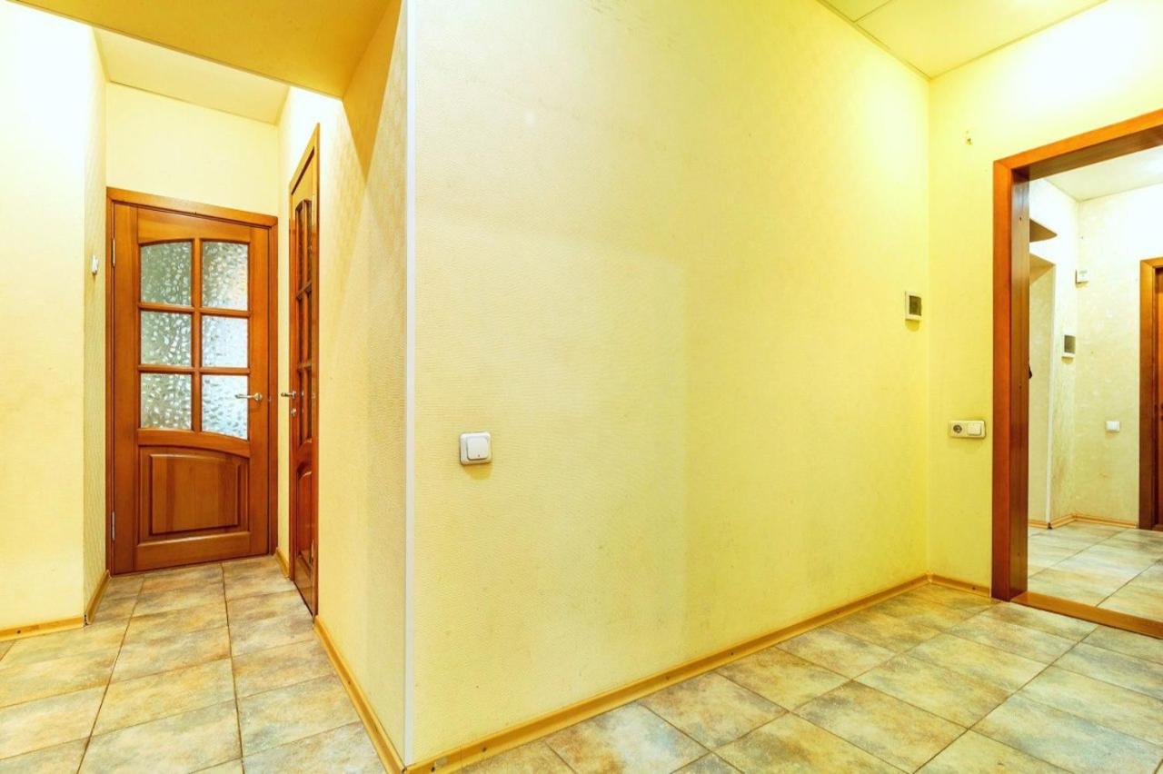 Large Apartment In The Center Dnipro Extérieur photo